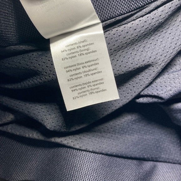 We wore what pleated tennis skort - Picture 7 of 9